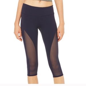 ALO equalize yoga capri